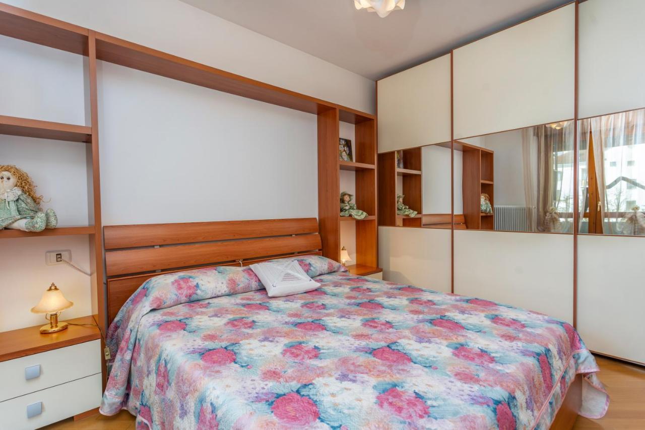 Ai Gelsomini - Lovely Flat With Terrace And Parking! Удіне Екстер'єр фото